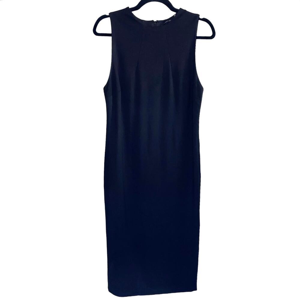 T Tahari Black Sheath Dress Medium Sleeveless Knee Length Career Minimalist